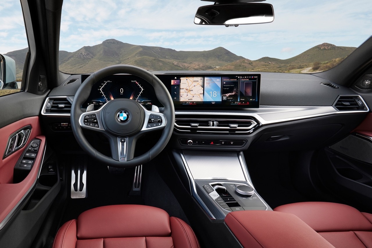 Ra mắt BMW 3-Series 2023: Động cơ giữ nguyên, màn hình cong liền mạch Ra mắt BMW 3-Series 2023: Động cơ giữ nguyên, màn hình cong liền mạch