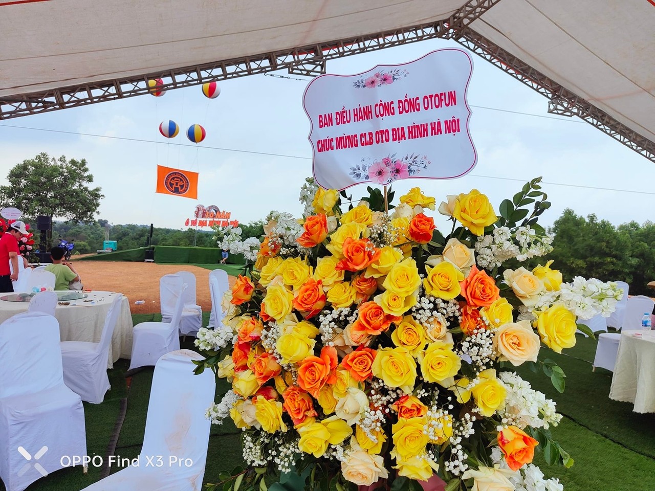 Kỷ niệm 10 năm thành lập CLB ô tô địa hình Hà Nội Kỷ niệm 10 năm thành lập CLB ô tô địa hình Hà Nội