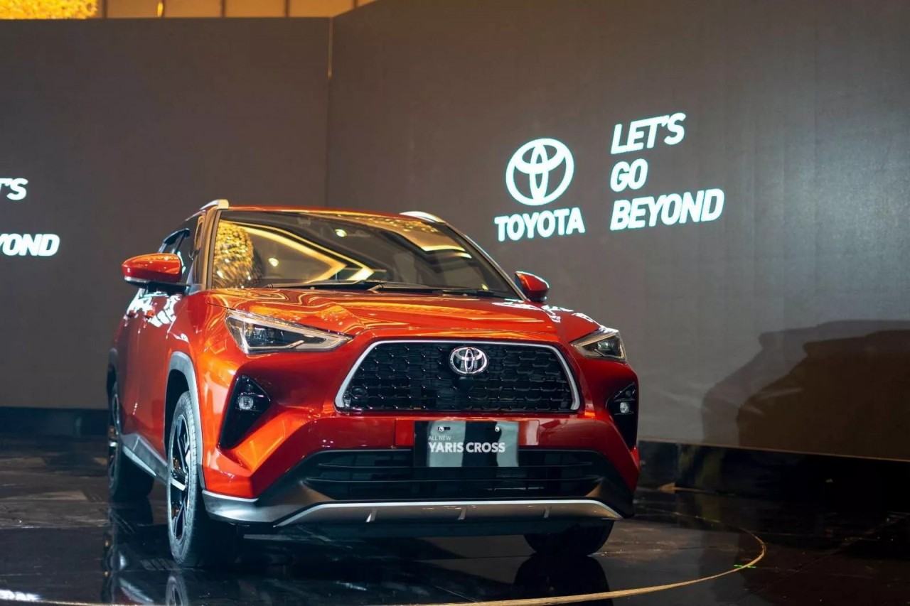 Toyota Yaris Cross vừa ra mắt tại Indonesia, đại lý đã nhận cọc tại Việt Nam Toyota Yaris Cross vừa ra mắt tại Indonesia, đại lý đã nhận cọc tại Việt Nam