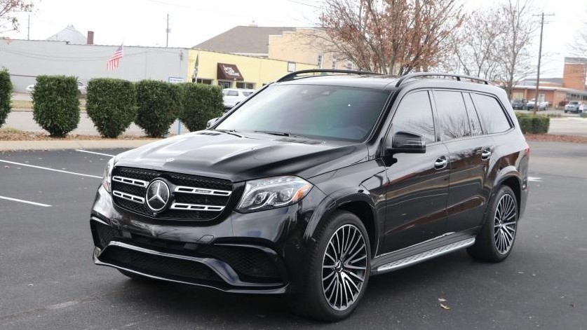 Chiếc Mercedes GLS63 AMG bỏ quên gần 5 năm tại cảng Hải Phòng