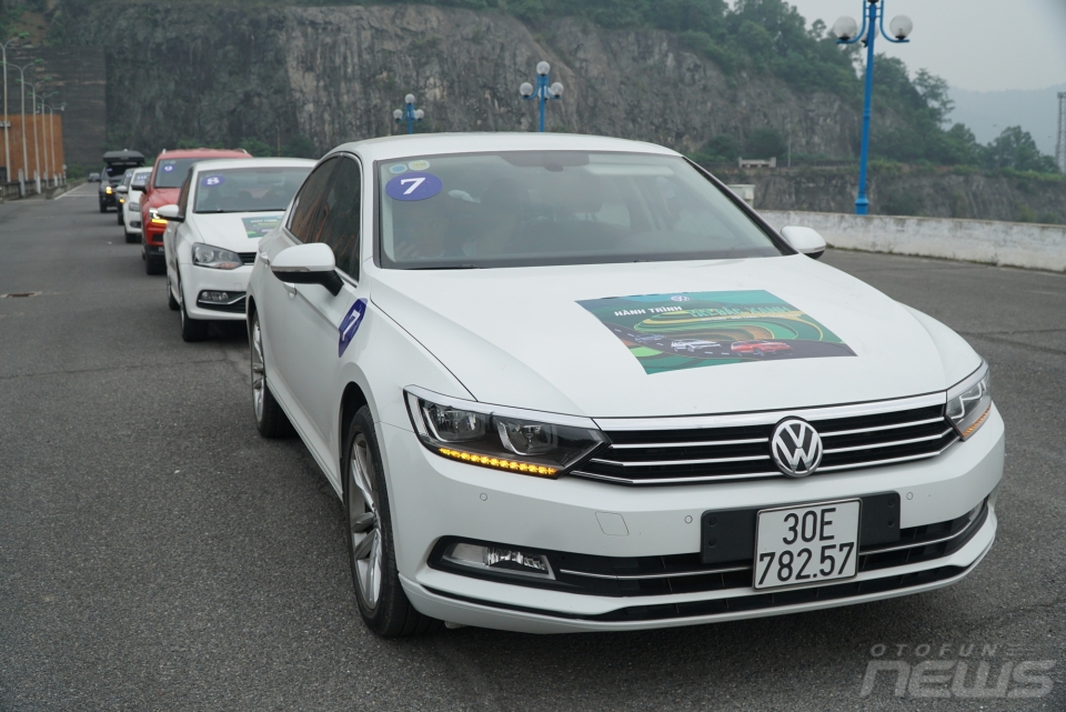 Volkswagen khám phá Tây Bắc lai xe volkswagen kham pha tay bac