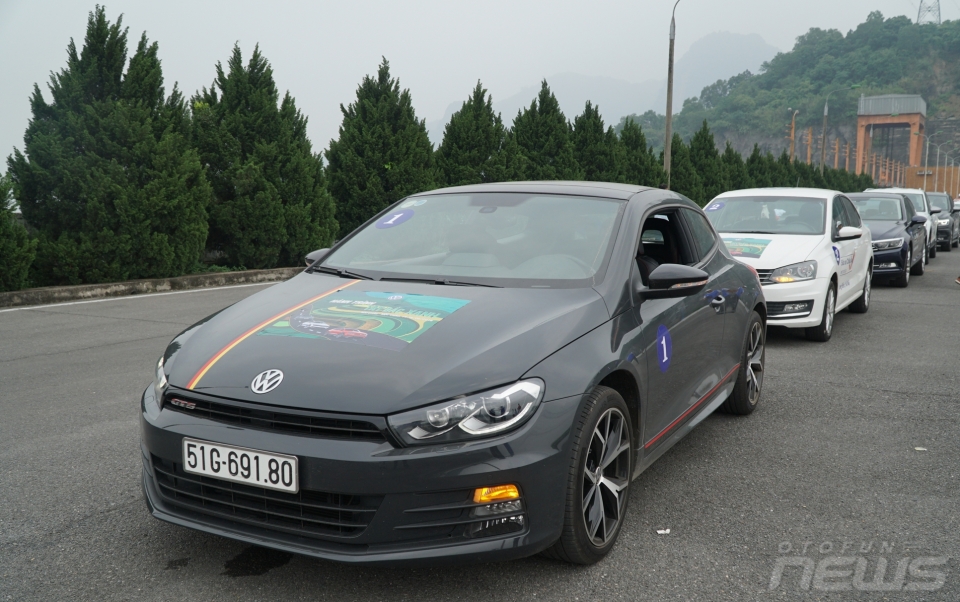 Volkswagen khám phá Tây Bắc lai xe volkswagen kham pha tay bac