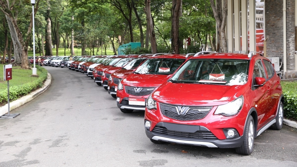 Khách mua VinFast Fadil được nhận thêm ốp chắn bùn vào tháng 7/2019