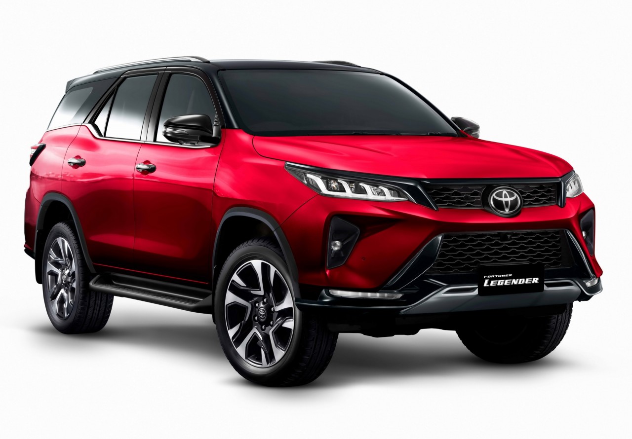 toyota fortuner moi trinh lang dong co hon 200 ma luc co da cop