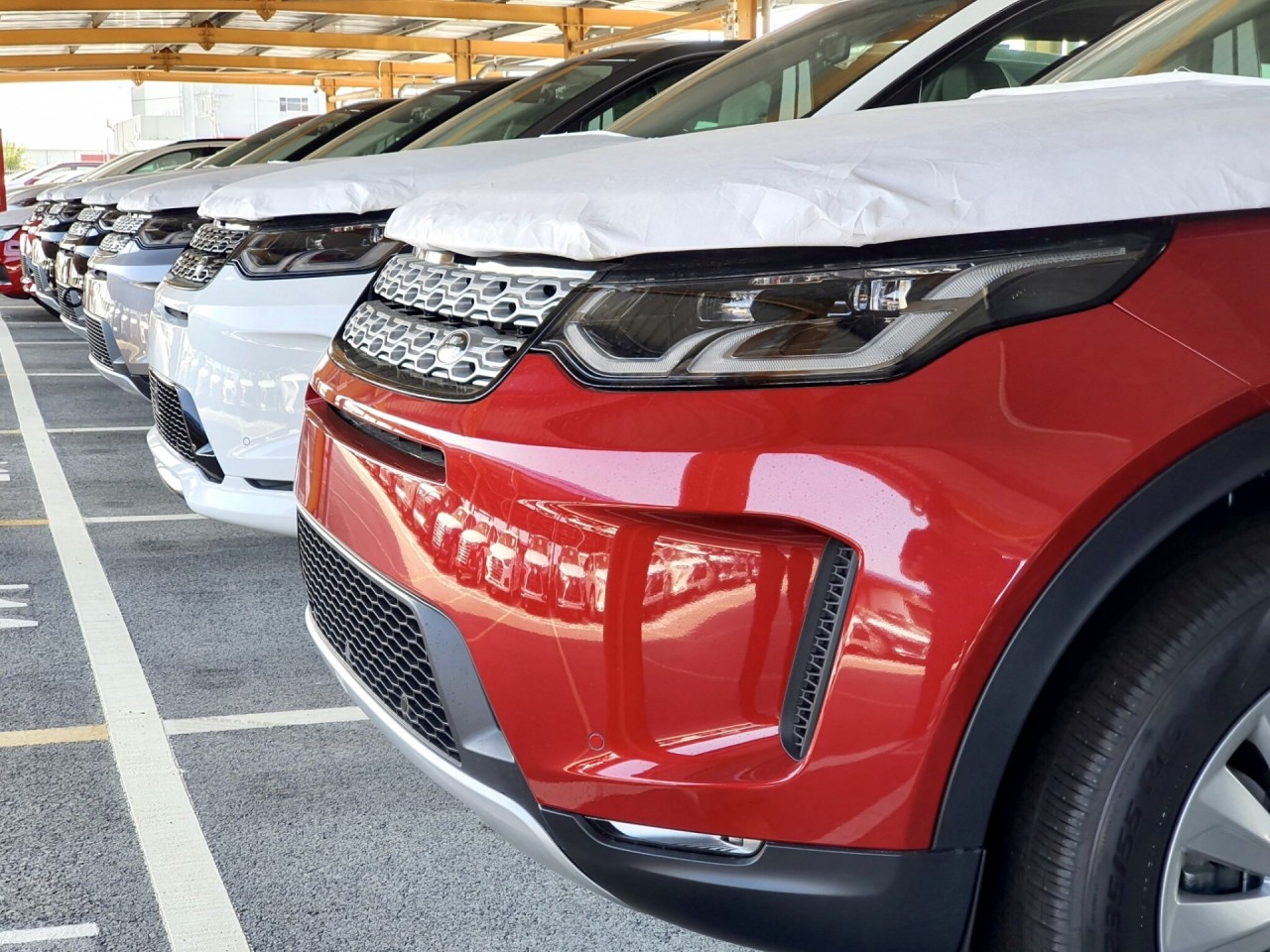 Cuối tháng này, Jaguar Land Rover Việt Nam ra mắt hai mẫu xe mới cuoi thang nay jaguar land rover viet nam ra mat hai mau xe moi