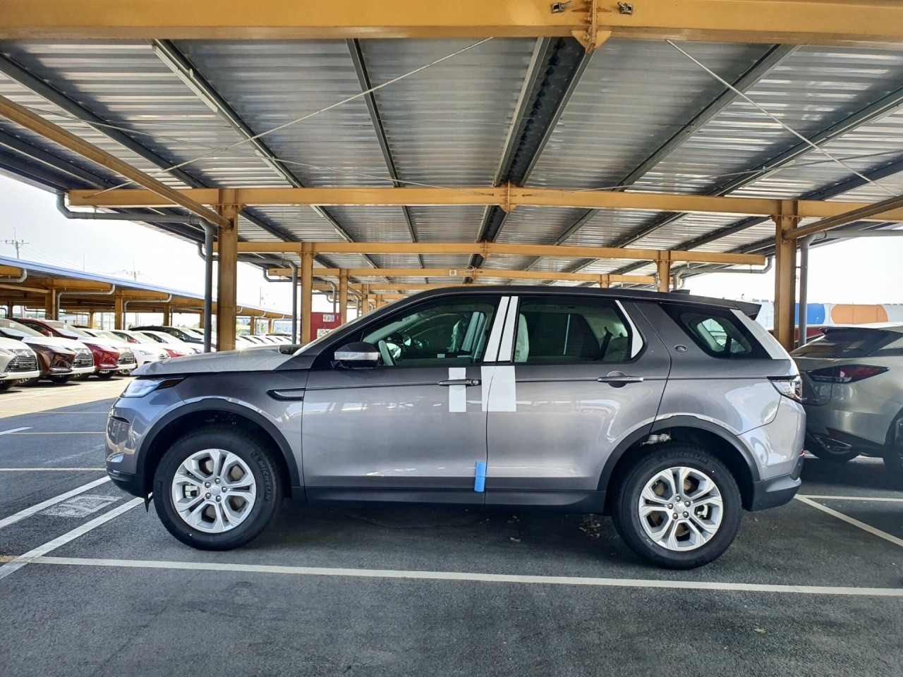Cuối tháng này, Jaguar Land Rover Việt Nam ra mắt hai mẫu xe mới cuoi thang nay jaguar land rover viet nam ra mat hai mau xe moi
