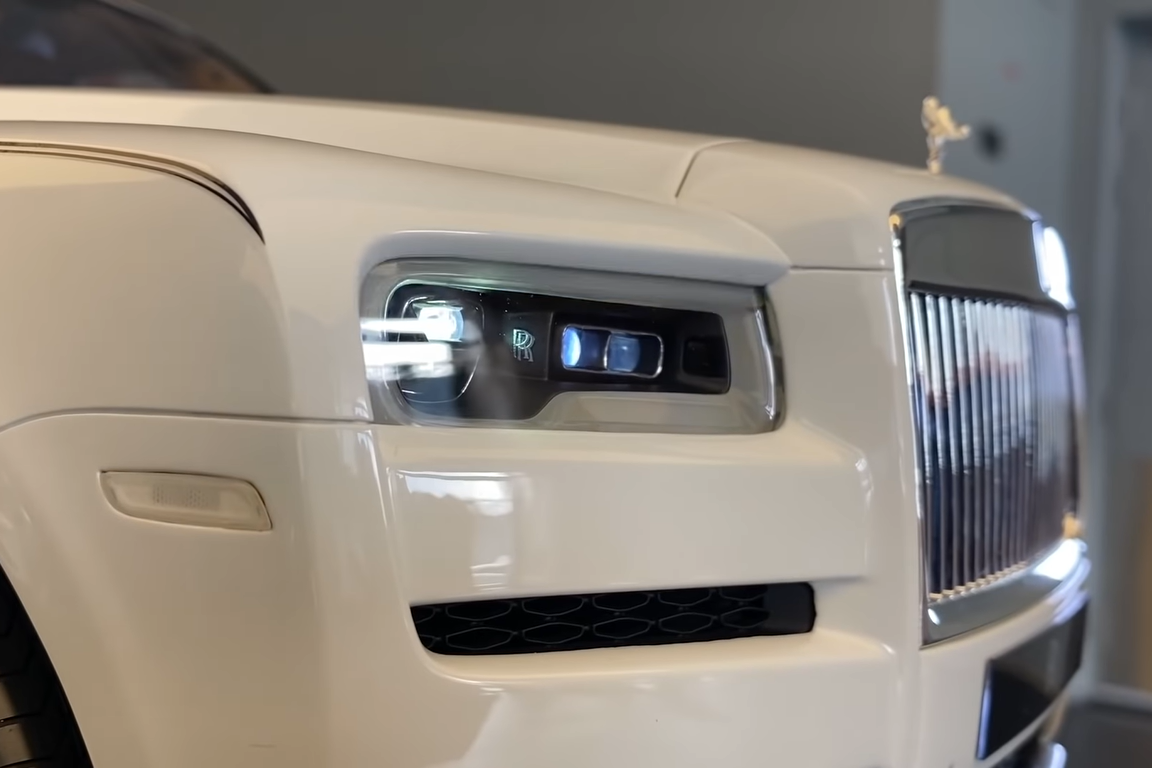 Xe mô hình siêu sang Rolls-Royce Cullinan giá gần 1 tỷ đồng Xe mô hình siêu sang Rolls Royce Cullinan giá gần 1 tỷ đồng
