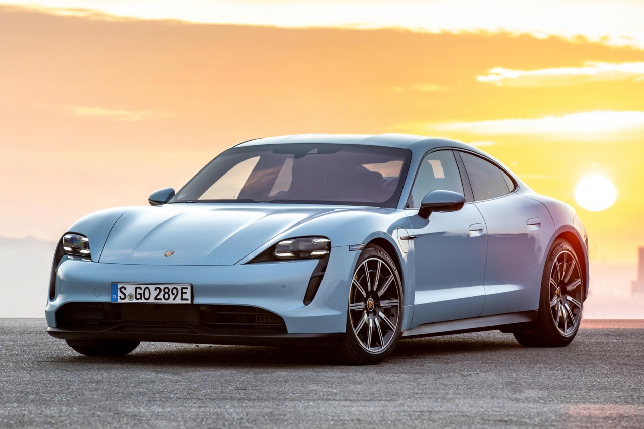 Người mua Porsche Taycan sẽ phải chờ hơn 6 tháng Người mua Porsche Taycan sẽ phải chờ hơn 6 tháng
