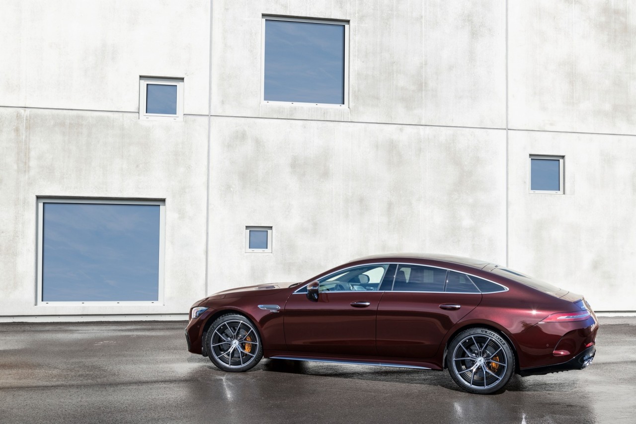 Coupe 4 cửa Mercedes-AMG GT ra mắt phiên bản mới Coupe 4 cửa Mercedes AMG GT ra mắt phiên bản mới