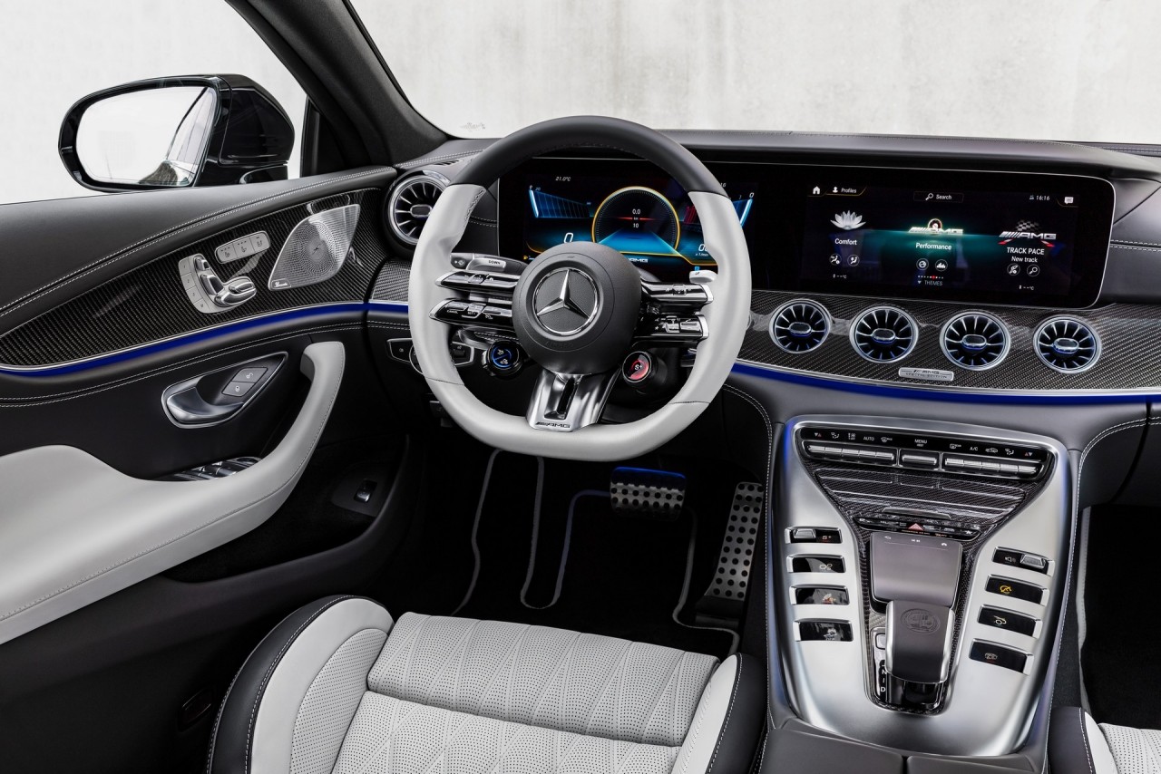Coupe 4 cửa Mercedes-AMG GT ra mắt phiên bản mới Coupe 4 cửa Mercedes-AMG GT ra mắt phiên bản mới
