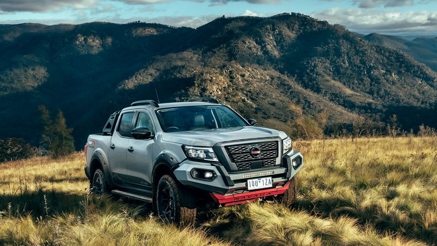 Nissan Navara phiên bản độ chính hãng tại Australia