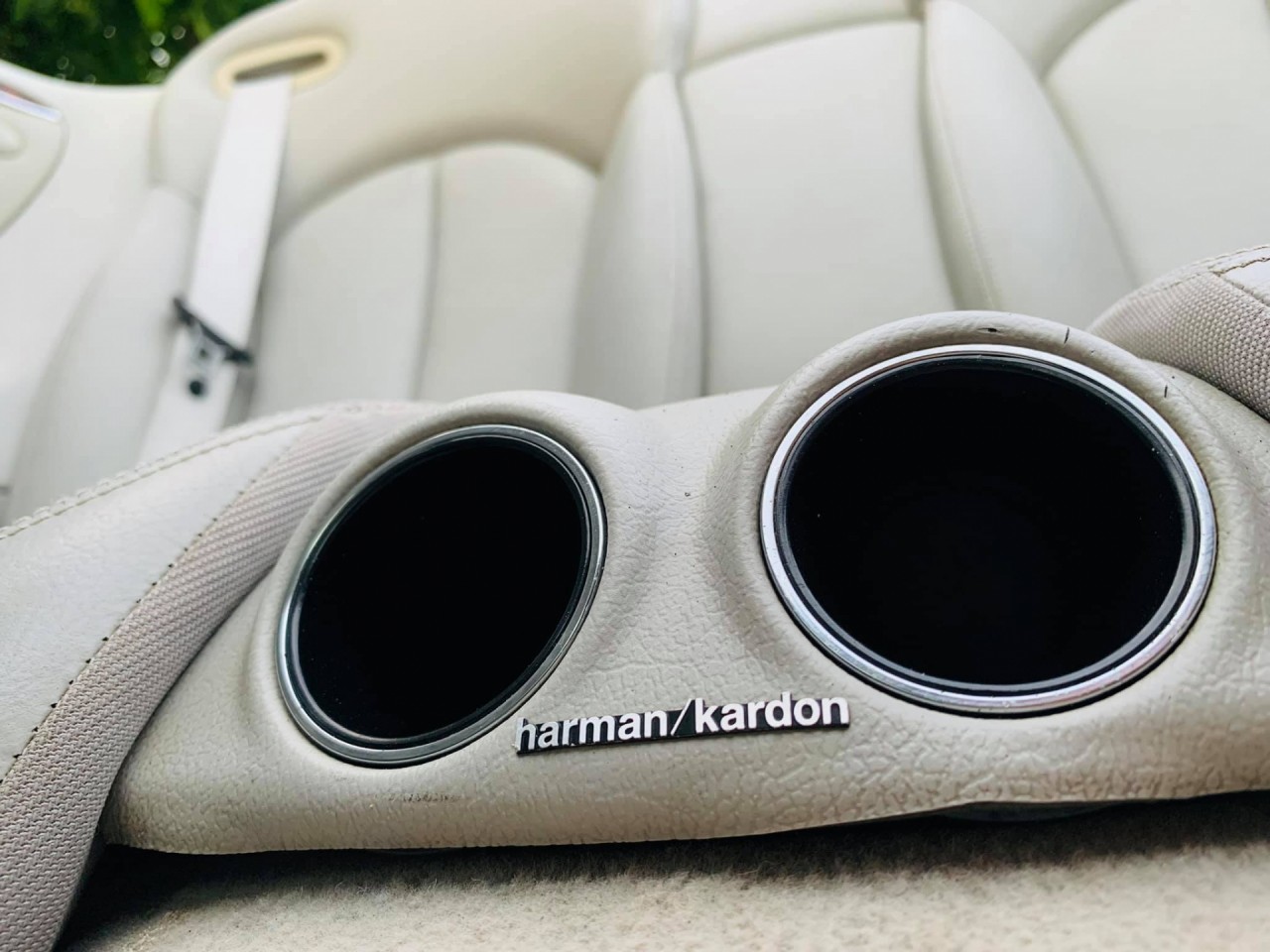 Mercedes CLK mui trần 17 năm tuổi giá chỉ 500 triệu đồng Mercedes CLK mui trần 17 năm tuổi giá chỉ 500 triệu đồng