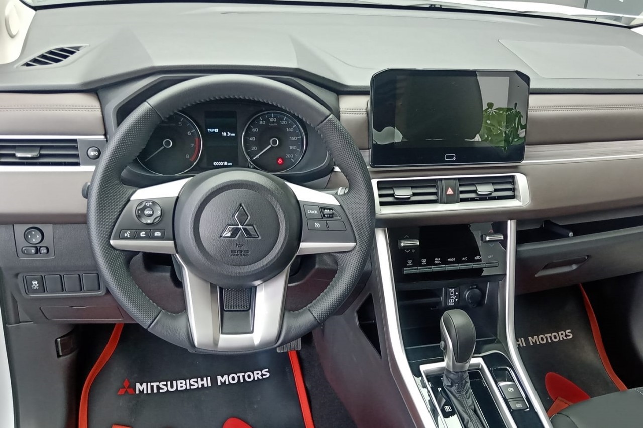 Hình thực tế Mitsubishi Xpander 2022 tại đại lý Hình thực tế Mitsubishi Xpander 2022 tại đại lý