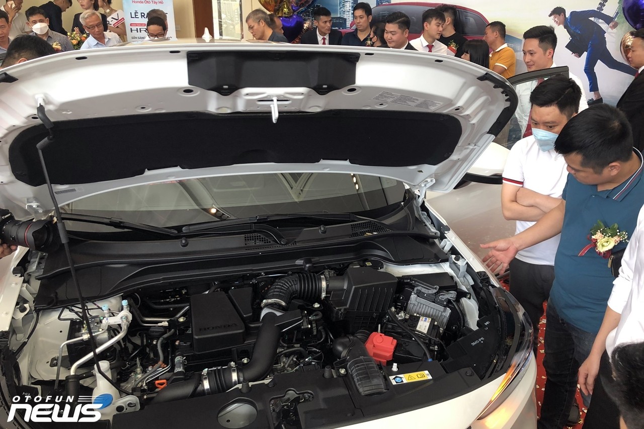 Nhiều khách hàng đặt mua Honda HR-V ngay lần đầu tiên xem trực tiếp Nhiều khách hàng đặt mua Honda HR-V ngay lần đầu tiên xem trực tiếp