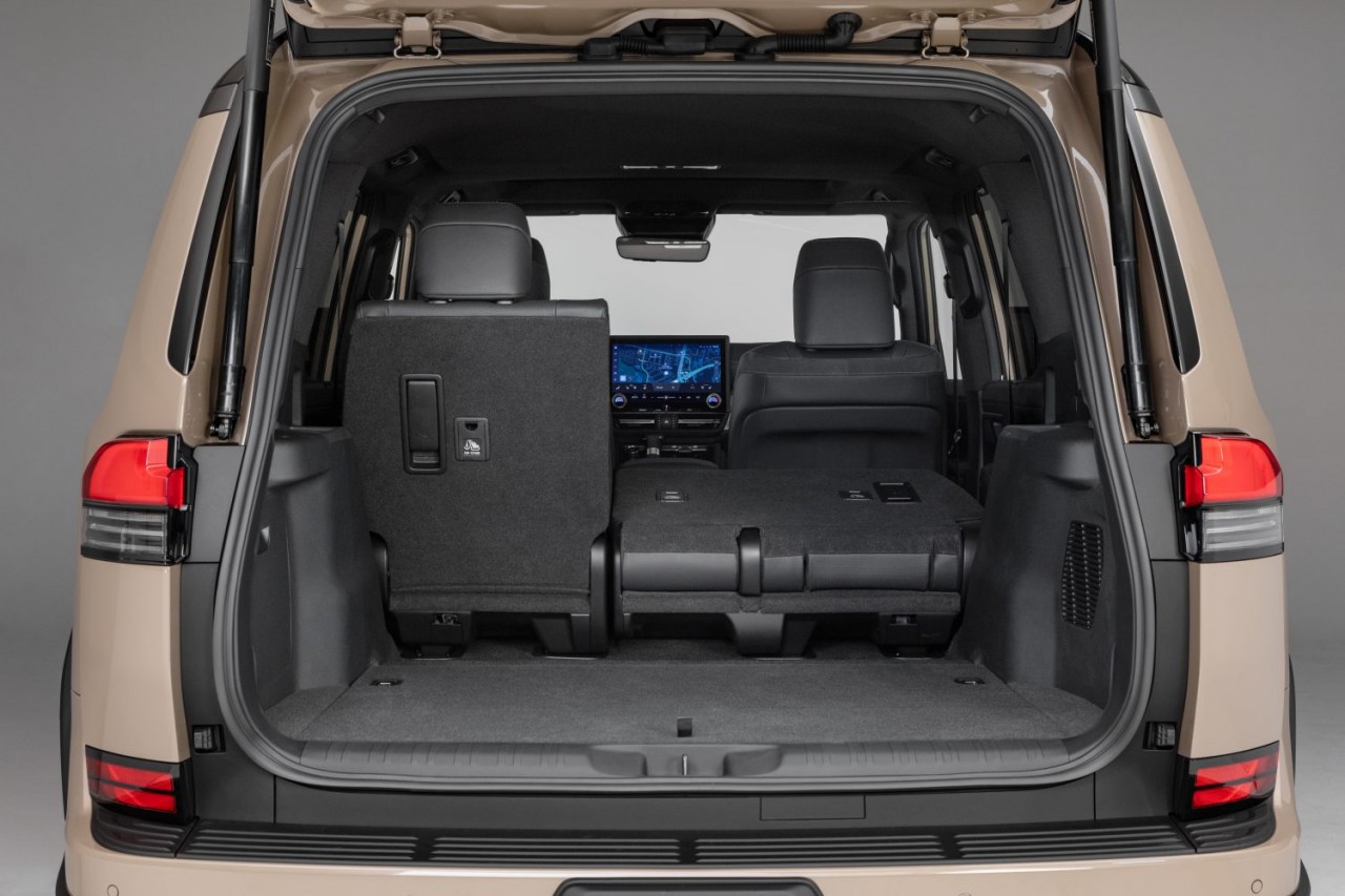 Lexus GX thế hệ mới ra mắt sở hữu khả năng đi địa hình ấn tượng Lexus GX thế hệ mới ra mắt sở hữu khả năng đi địa hình ấn tượng