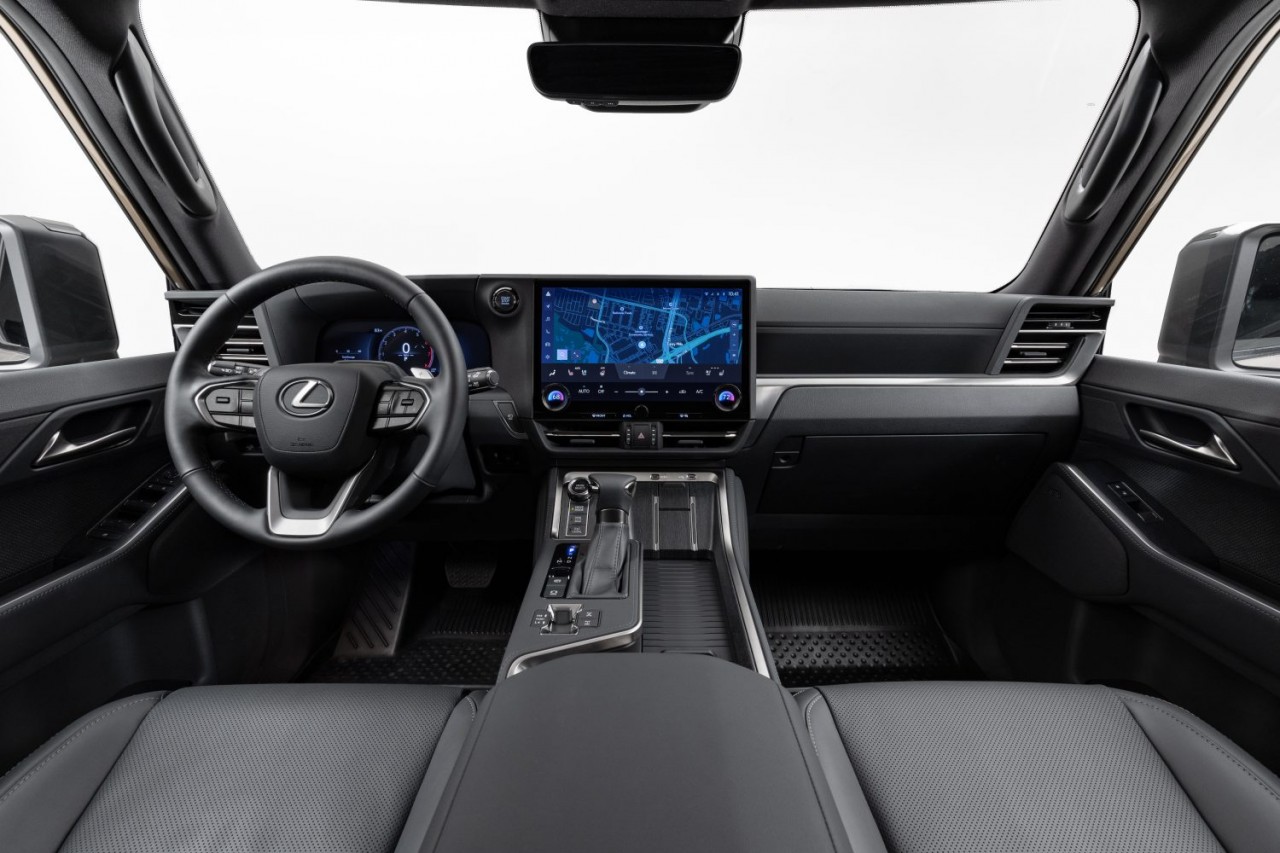 Lexus GX thế hệ mới ra mắt sở hữu khả năng đi địa hình ấn tượng Lexus GX thế hệ mới ra mắt sở hữu khả năng đi địa hình ấn tượng