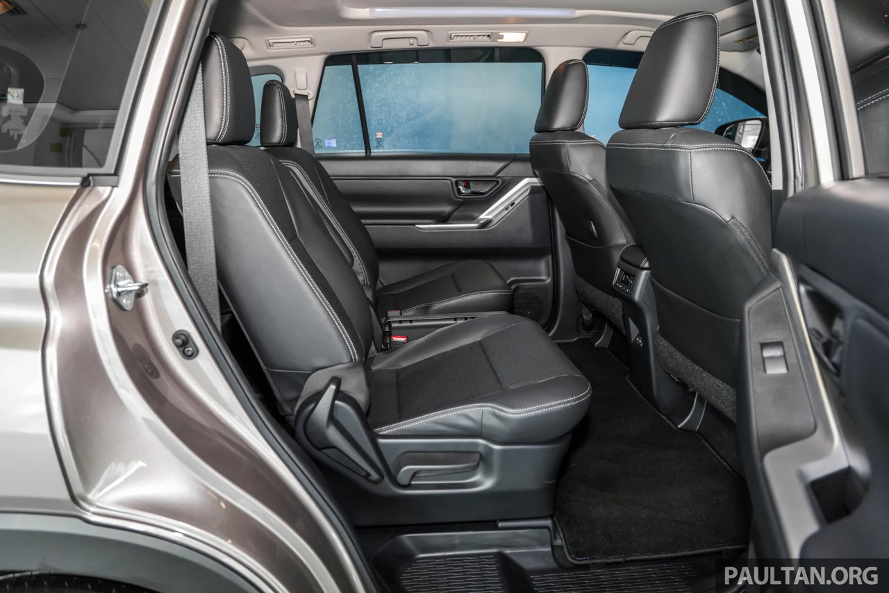 Toyota Innova 2023 giá từ 830 triệu đồng tại Malaysia Toyota Innova 2023 giá từ 830 triệu đồng tại Malaysia