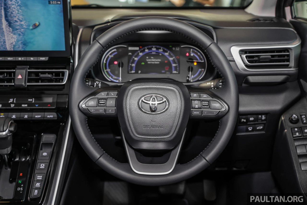 Toyota Innova 2023 giá từ 830 triệu đồng tại Malaysia Toyota Innova 2023 giá từ 830 triệu đồng tại Malaysia