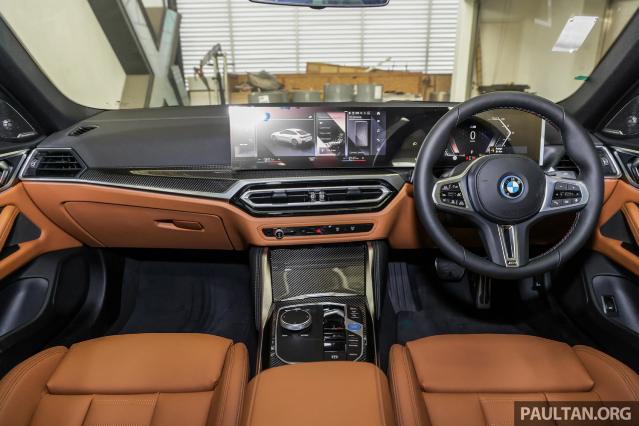 Xe điện BMW i4 M50 giá từ 2,1 tỷ đồng tại Malaysia Xe điện BMW i4 M50 giá từ 2,1 tỷ đồng tại Malaysia