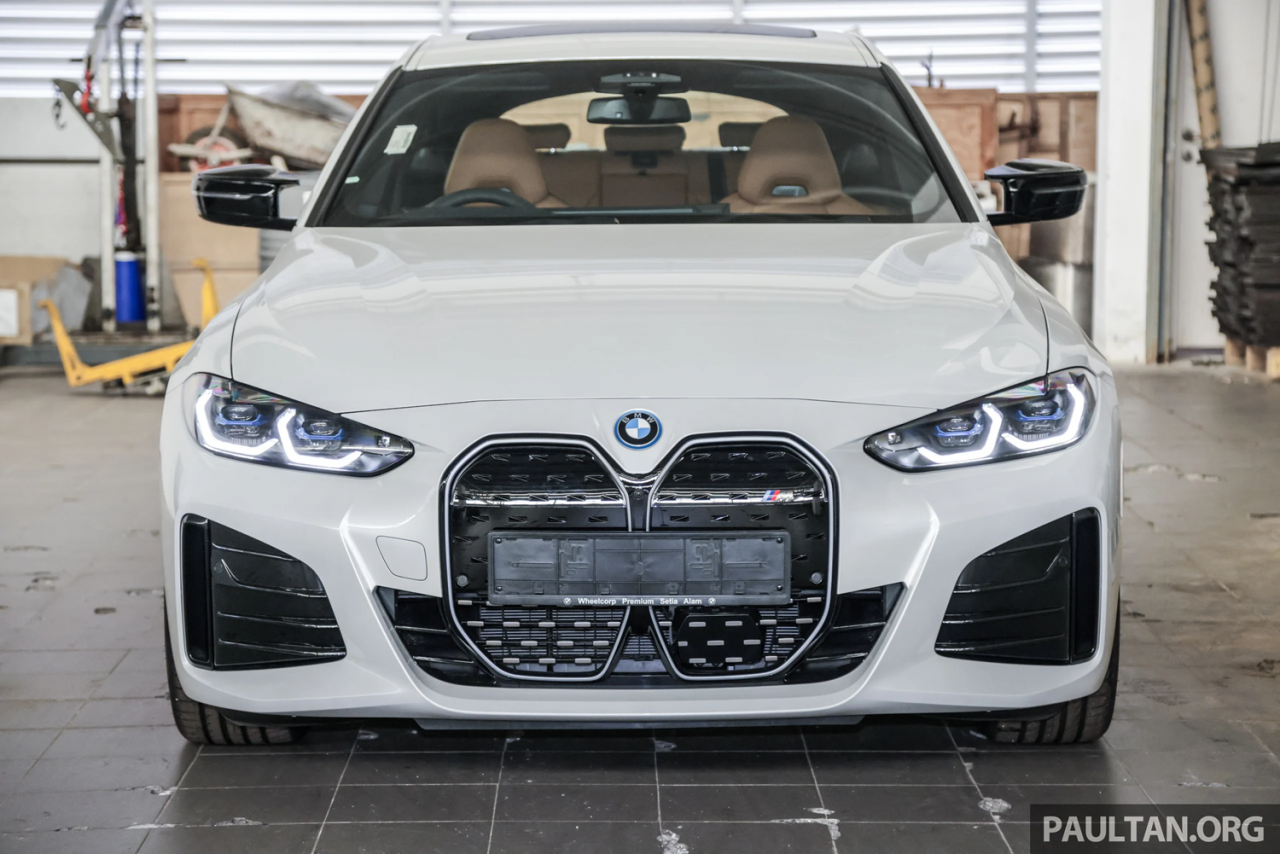 Xe điện BMW i4 M50 giá từ 2,1 tỷ đồng tại Malaysia Xe điện BMW i4 M50 giá từ 2,1 tỷ đồng tại Malaysia