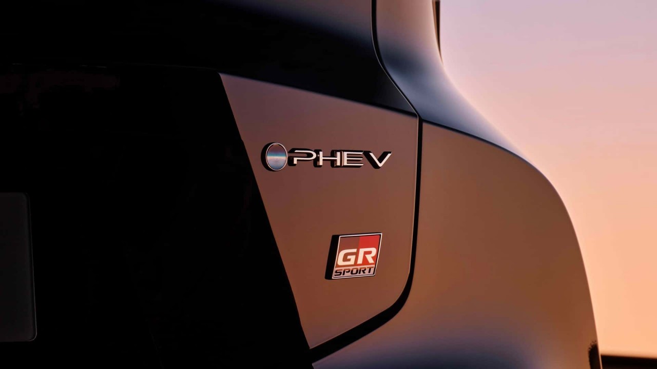 Toyota C-HR thế hệ mới ra mắt tại châu Âu Toyota C HR thế hệ mới ra mắt tại châu Âu
