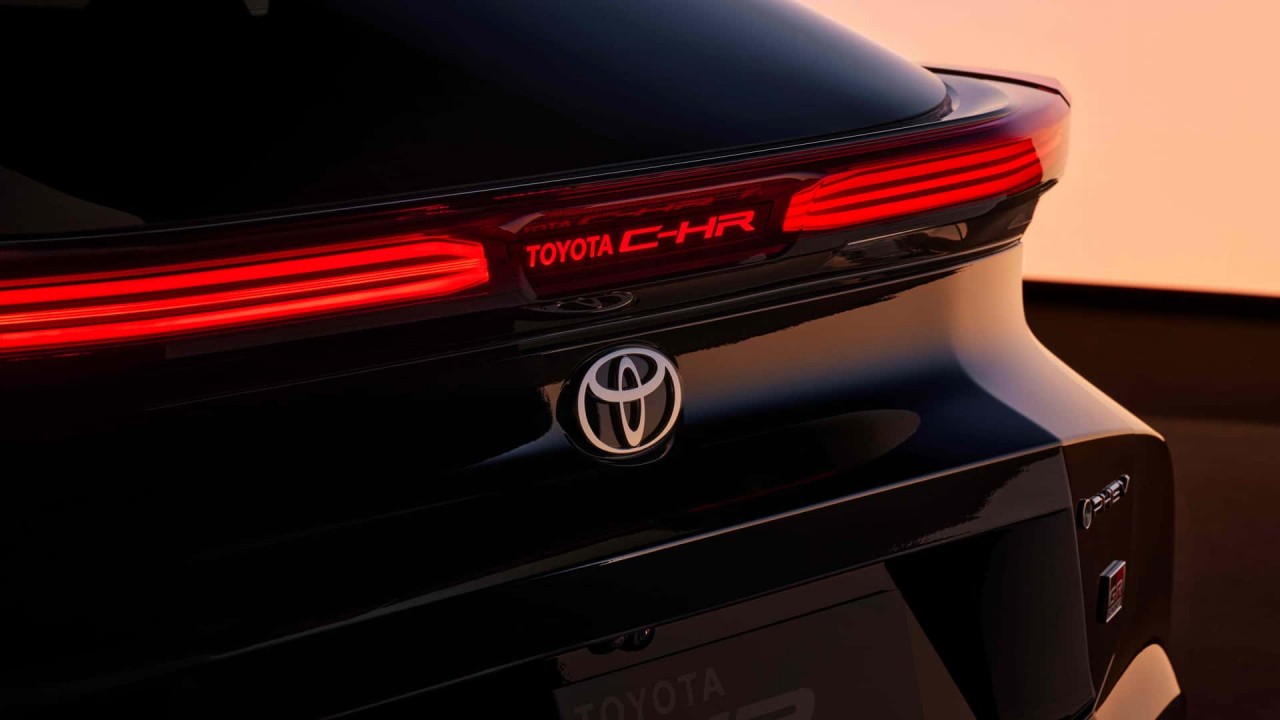 Toyota C-HR thế hệ mới ra mắt tại châu Âu Toyota C HR thế hệ mới ra mắt tại châu Âu