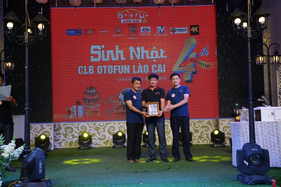 Chi hội OtoFun Lào Cai kỷ niệm 4 năm thành lập chi hoi otofun lao cai ky niem 4 nam thanh lap