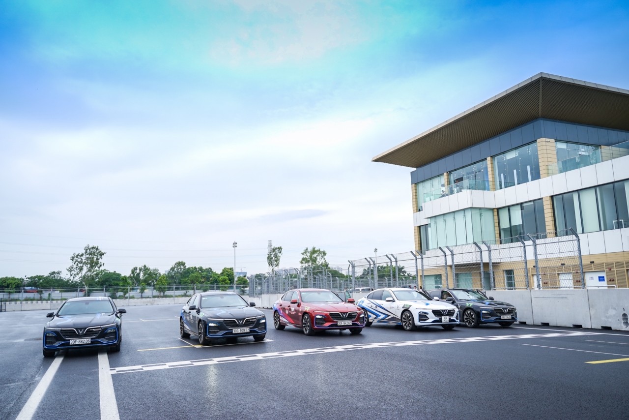 Các tay đua nói gì về đường đua F1 Hà Nội khai truong duong dua f1 ha noi