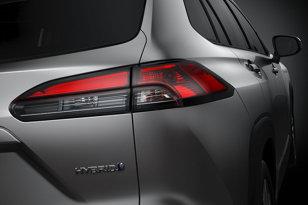 xe gam cao toyota corolla cross sap ra mat