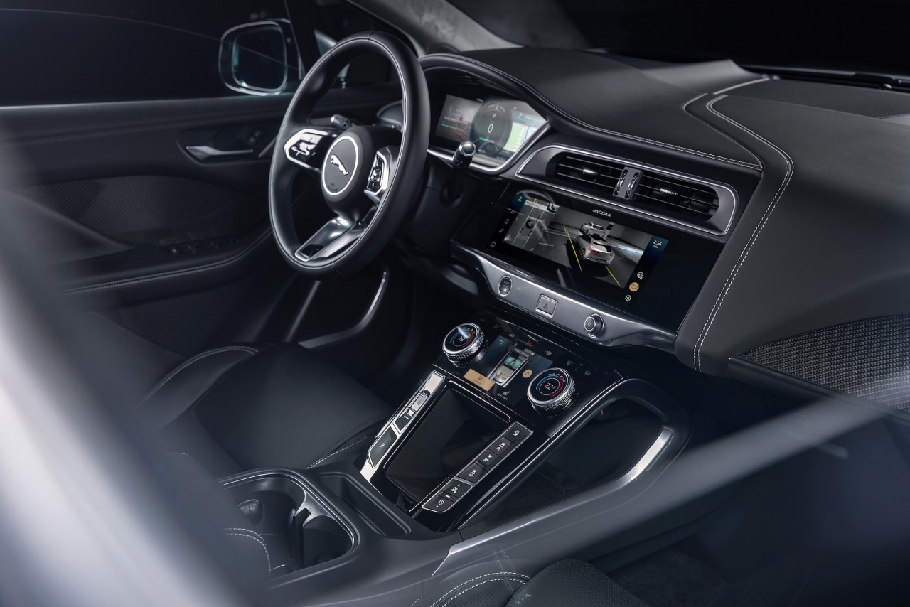 Xe chạy điện Jaguar I-Pace mới - Sạc nhanh hơn, thông minh hơn xe chay dien jaguar i pace moi sac nhanh hon thong minh hon