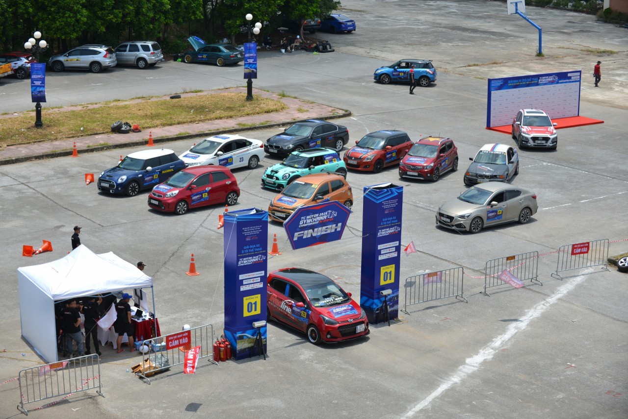 Khai mạc giải đua xe TC MOTOR Gymkhana Championship by Otofun 2020 khai mac giai dua xe tc motor gymkhana championship by otofun 2020