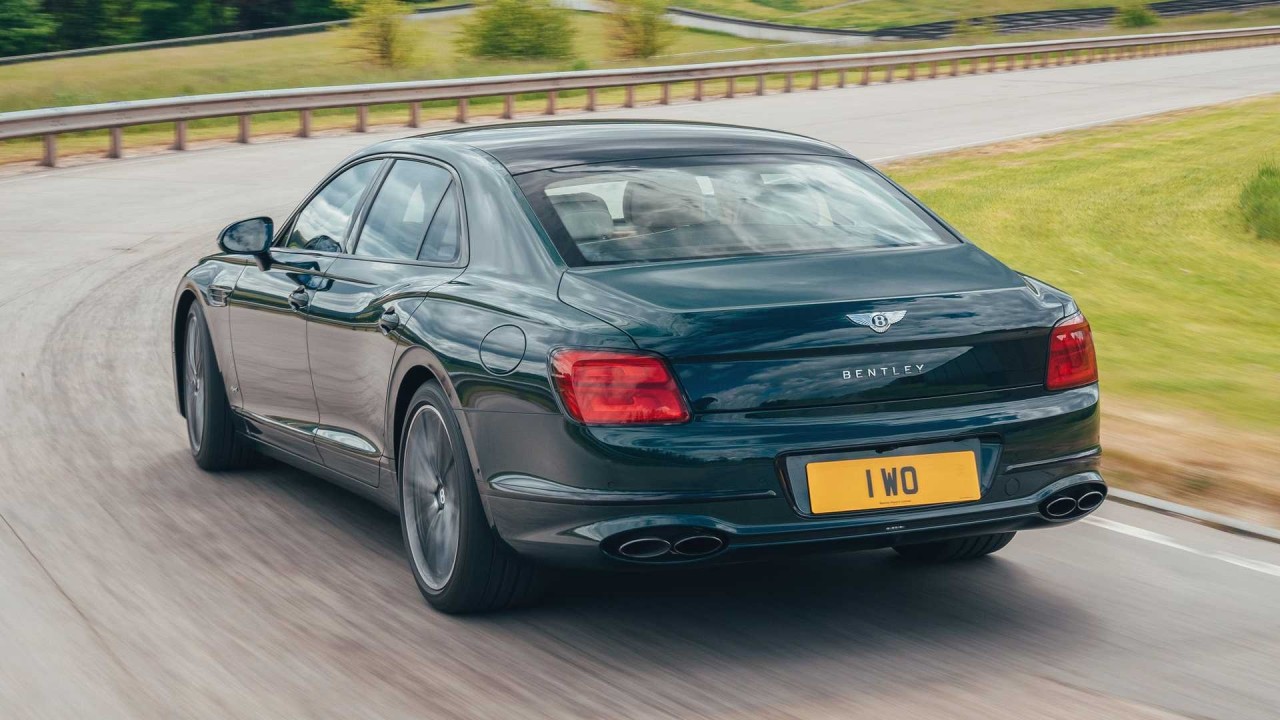 Siêu sang Bentley Flying Spur có thêm phiên bản hybrid Siêu sang Bentley Flying Spur có thêm phiên bản hybrid