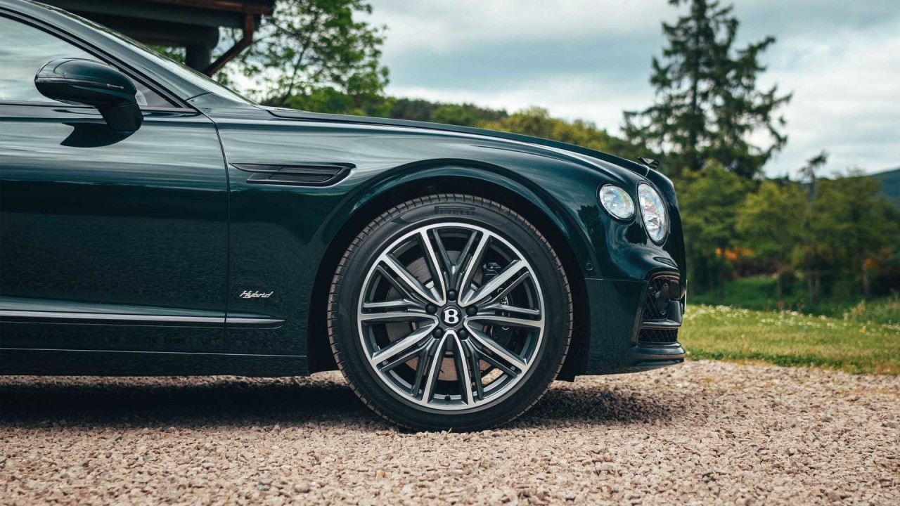 Siêu sang Bentley Flying Spur có thêm phiên bản hybrid Siêu sang Bentley Flying Spur có thêm phiên bản hybrid