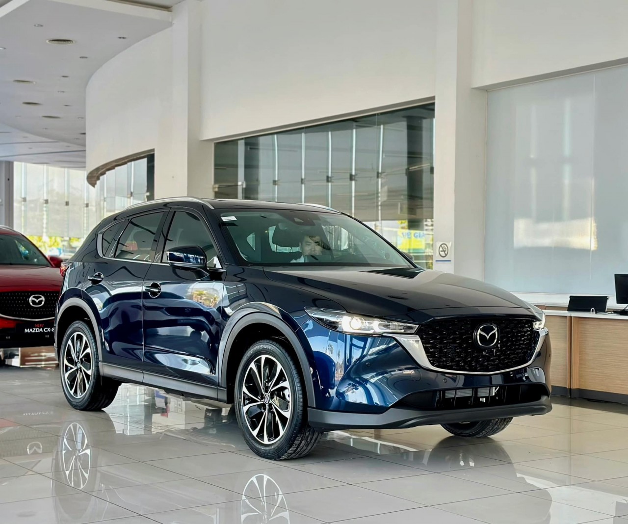 Vừa ra mắt phiên bản mới, Mazda CX-5 dẫn đầu phân khúc tháng 7/2023 Vừa ra mắt phiên bản mới, Mazda CX-5 dẫn đầu phân khúc tháng 7/2023