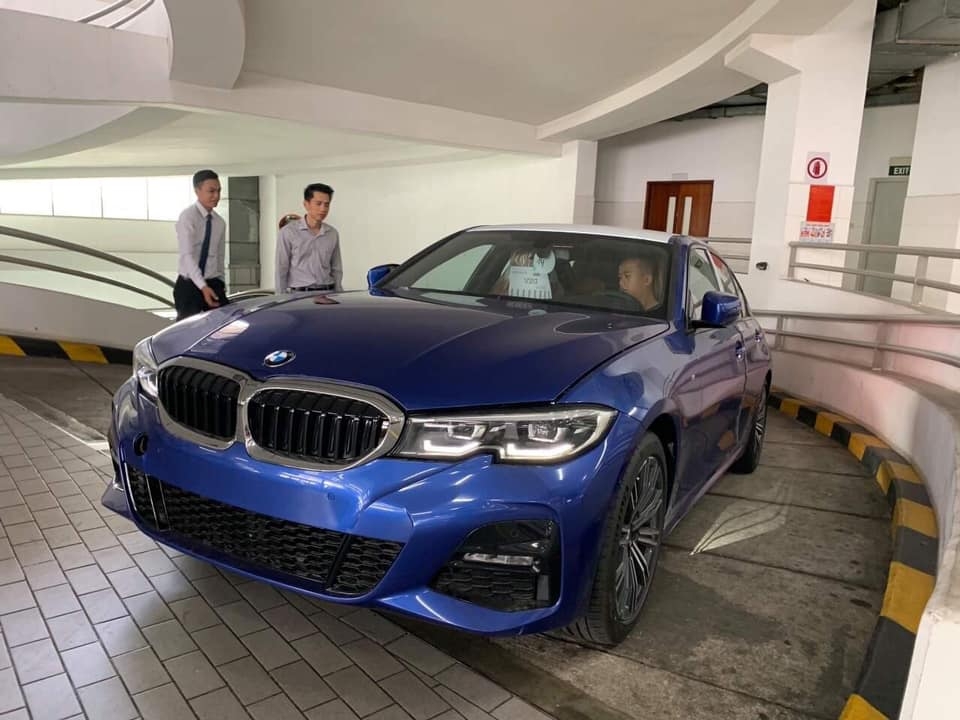 BMW 330i M-Sport về nước, sẵn sàng thách đấu C300 AMG bmw 330i m sport ve nuoc san sang thach dau c300 amg