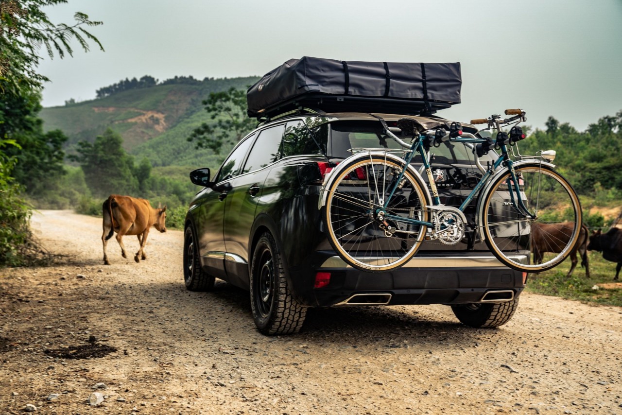 top gear cung chiec peugeot 3008 do offroad kham pha duong truong son