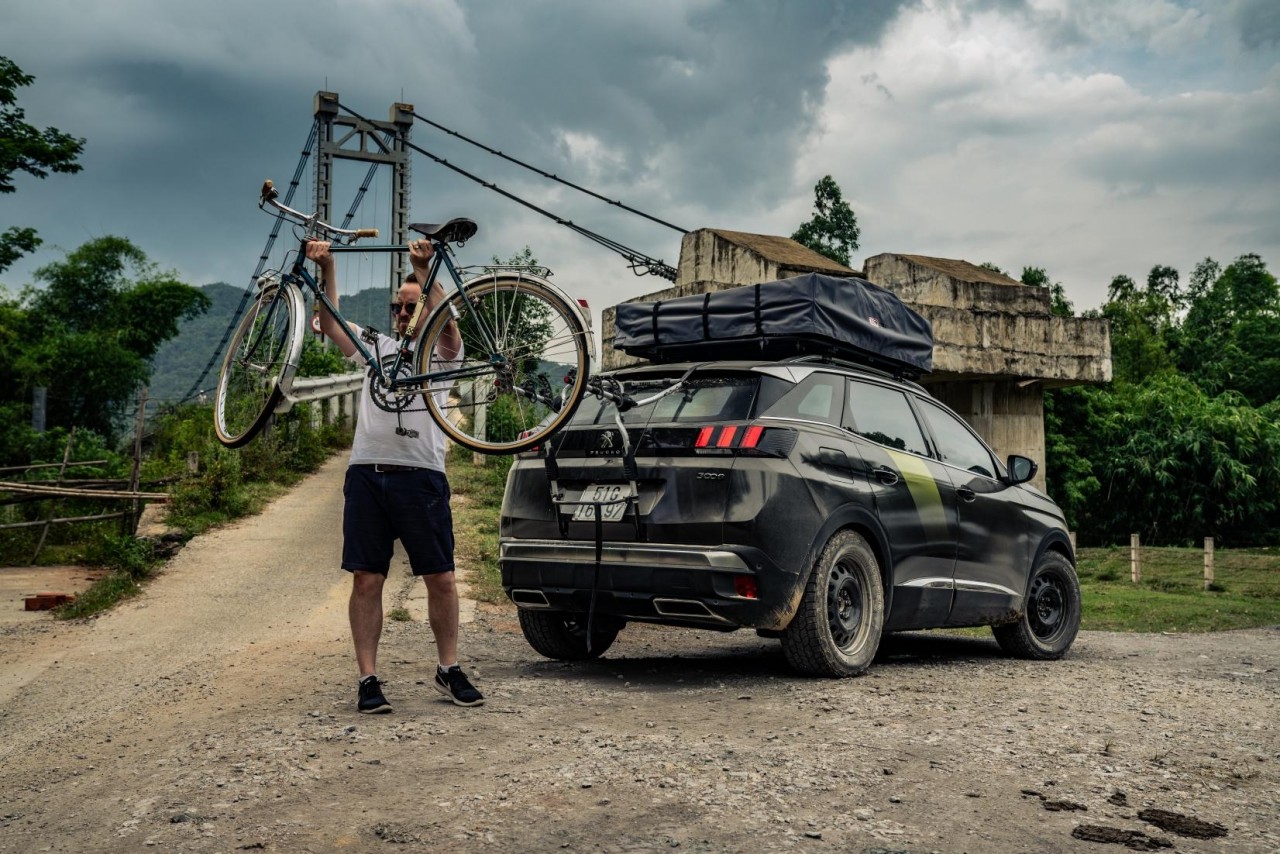 duong mon ho chi minh qua cau chuyen voi peugeot 3008