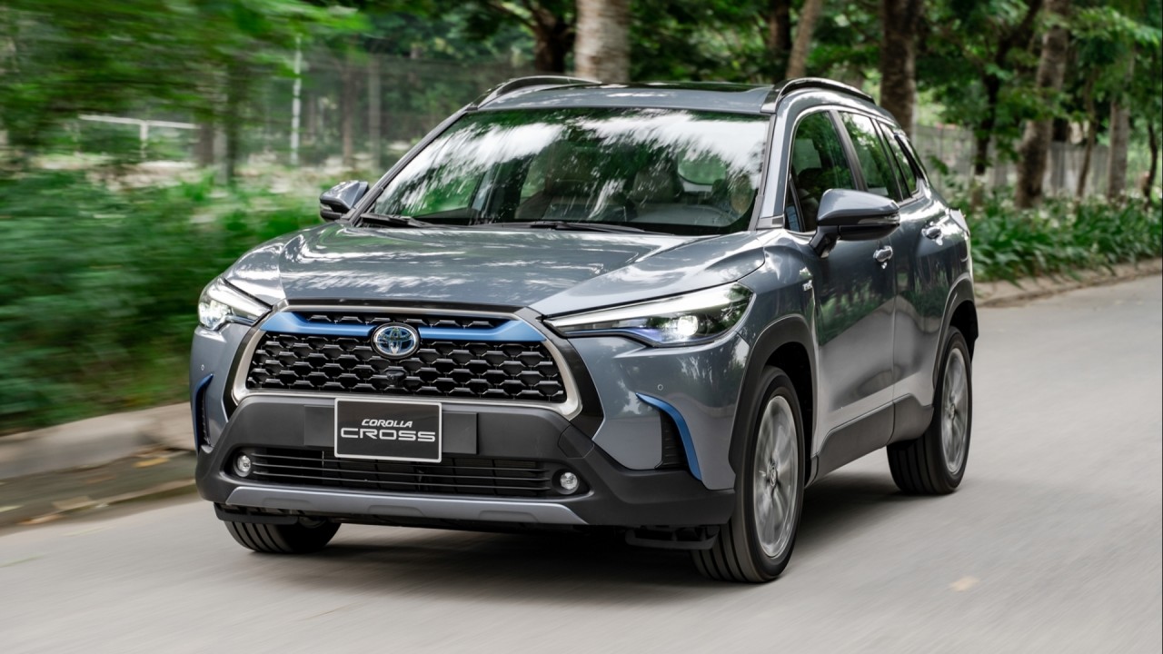 Toyota Corolla Cross 1.8HV - Xe hybrid rẻ nhất Việt Nam