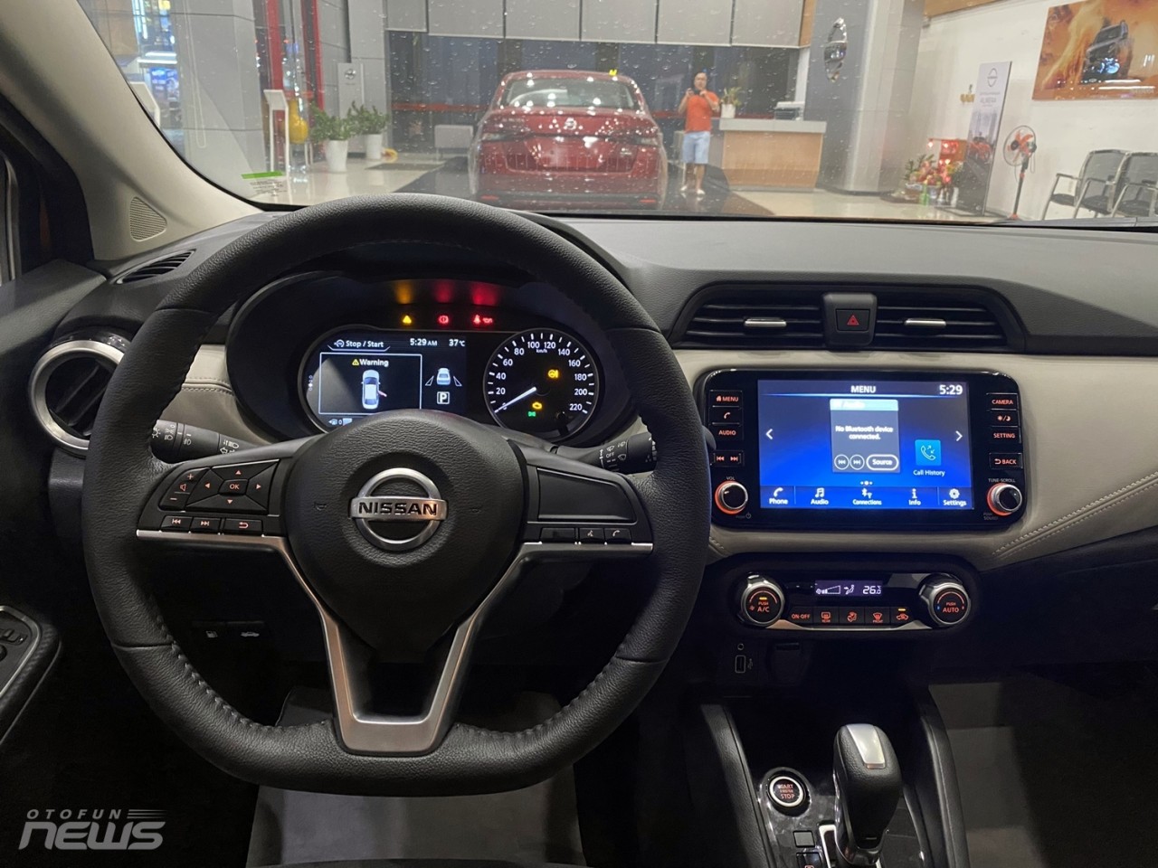 Hình thực tế Nissan Almera tại đại lý Hình thực tế Nissan Almera tại đại lý