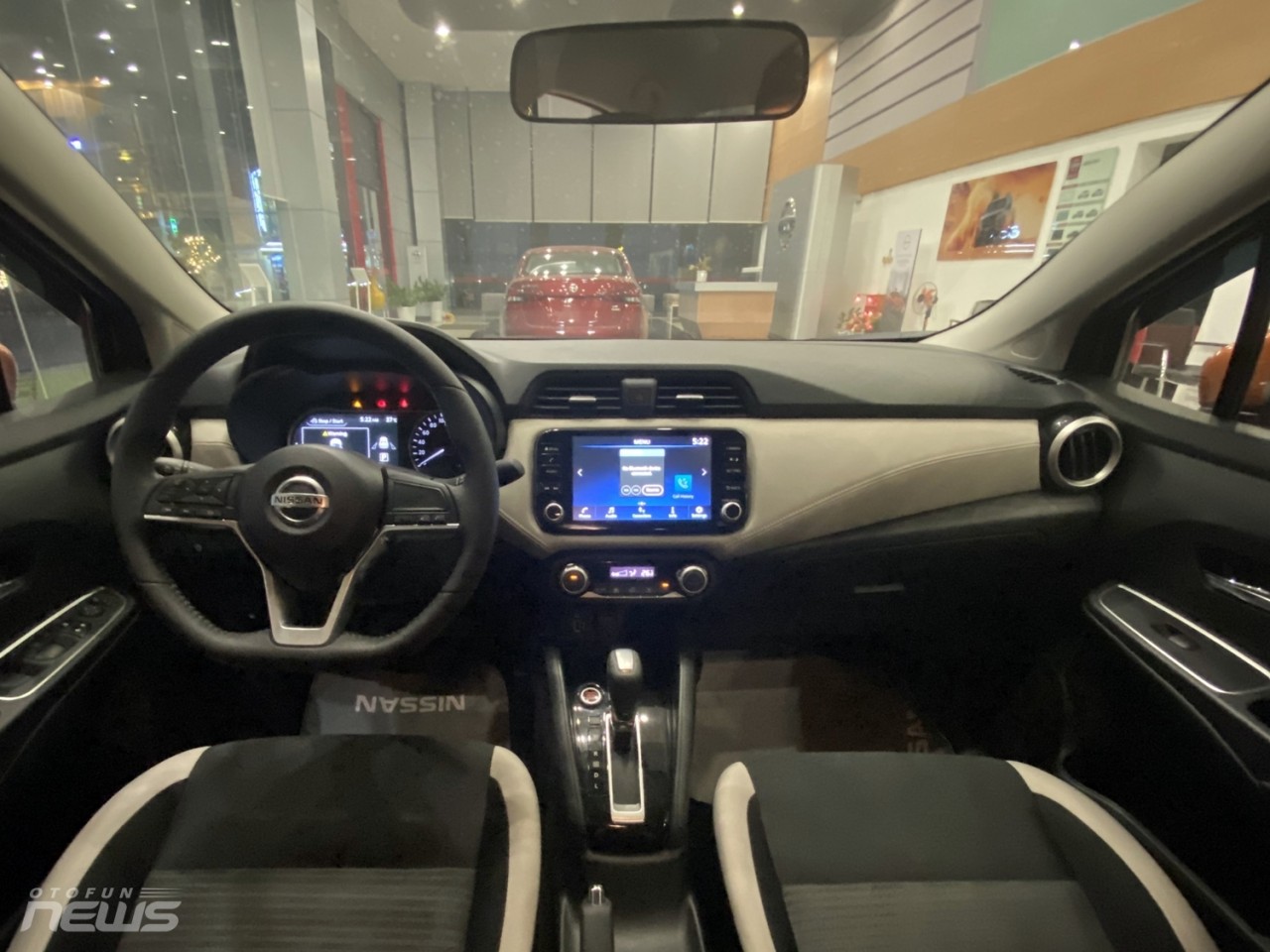Nissan Almera đang giảm giá sâu tại đại lý