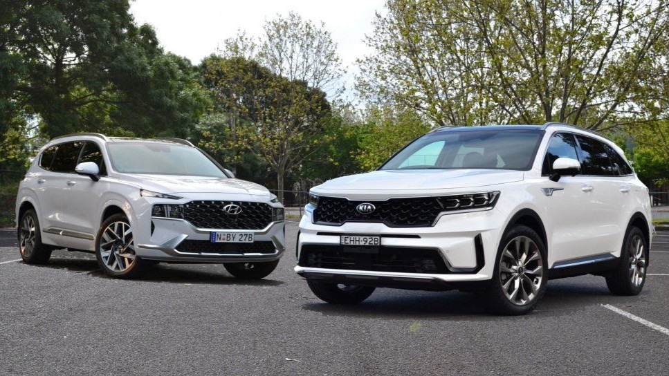 7 tháng đầu năm 2021, Kia Sorento bán ít hơn Hyundai SantaFe gần 3.000 xe