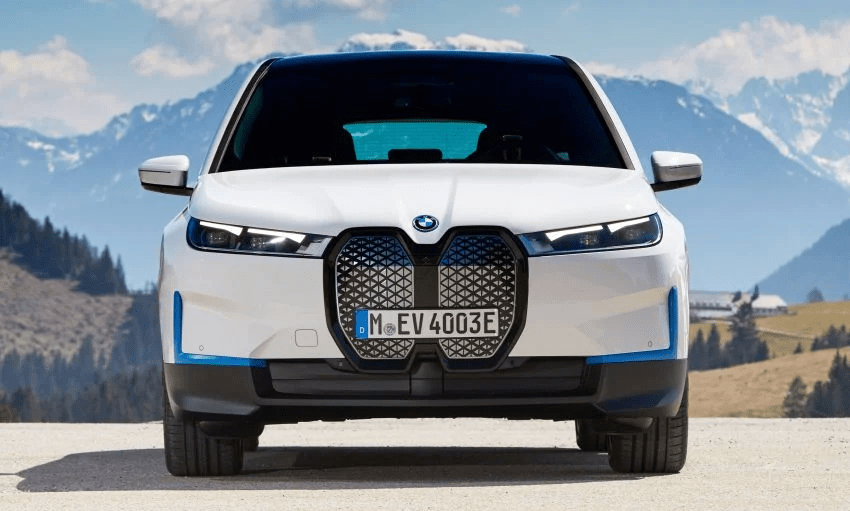 SUV chạy điện BMW iX giá từ 2,28 tỷ đồng tại Malaysia SUV chạy điện BMW iX giá từ 2,28 tỷ đồng tại Malaysia