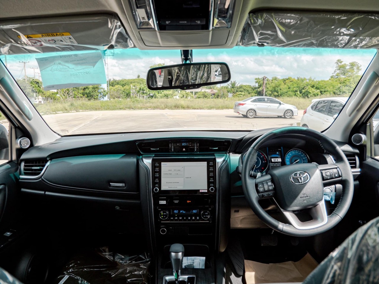 Toyota Fortuner Leader giá từ 905 triệu đồng tại Thái Lan Toyota Fortuner Leader giá từ 905 triệu đồng tại Thái Lan