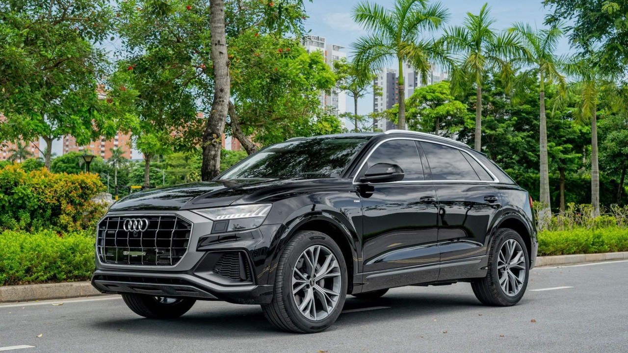 Cận cảnh Audi Q8 'siêu lướt' 700km giá gần 5 tỷ đồng