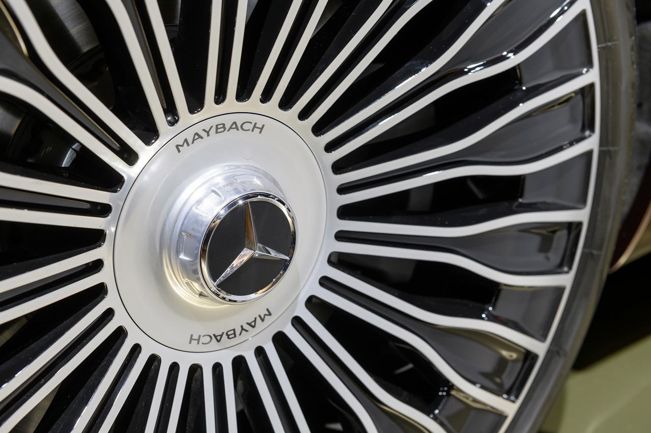 Mercedes-Maybach S-Class chính hãng giá từ 8,2 tỷ đồng Mercedes Maybach S-Class chính hãng giá từ 8,2 tỷ đồng