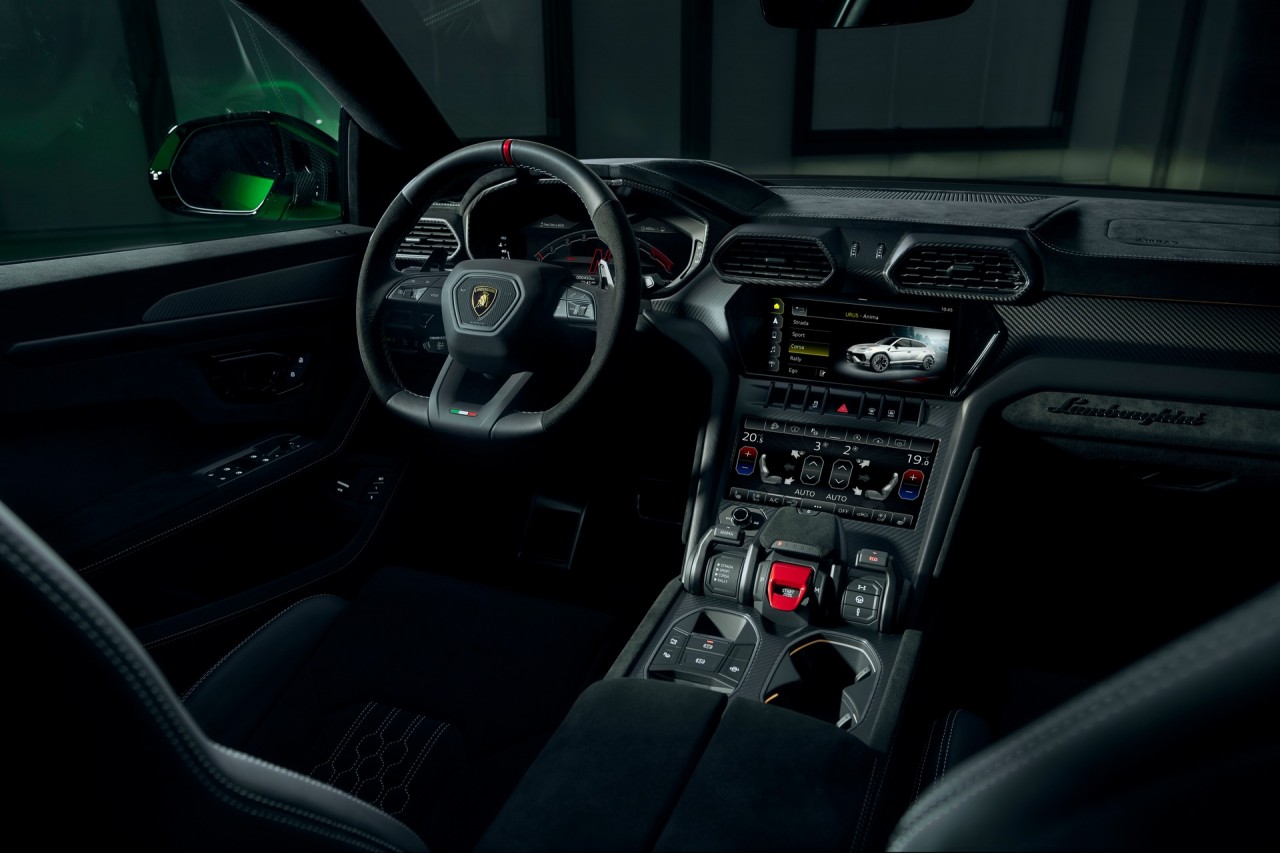 Siêu SUV Lamborghini Urus Performante ra mắt: Nhẹ hơn và mạnh hơn Siêu SUV Lamborghini Urus Performante ra mắt: Nhẹ hơn và mạnh hơn