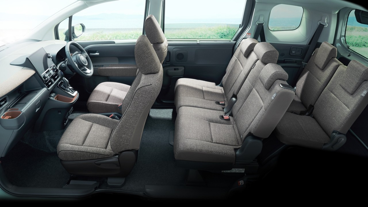 MPV cỡ nhỏ Toyota Sienta ra mắt tại Nhật Bản MPV cỡ nhỏ Toyota Sienta ra mắt tại Nhật Bản