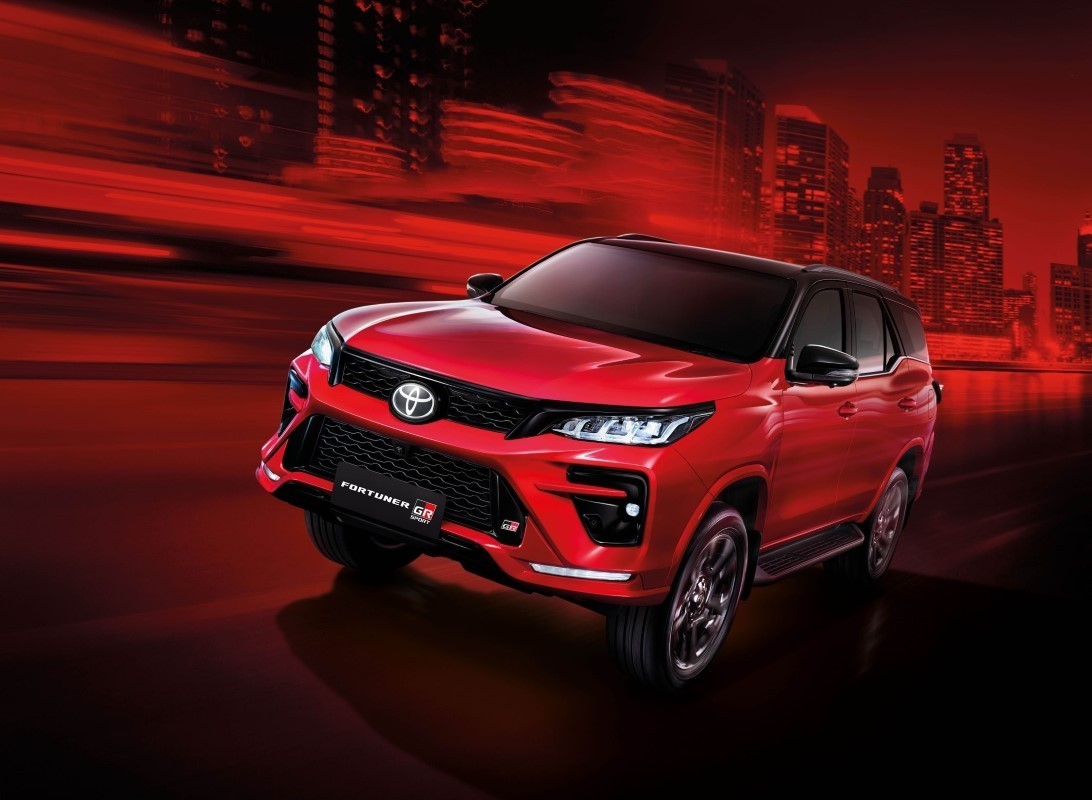 Toyota Fortuner 2023 ra mắt tại Thái Lan Toyota Fortuner 2023 ra mắt tại Thái Lan