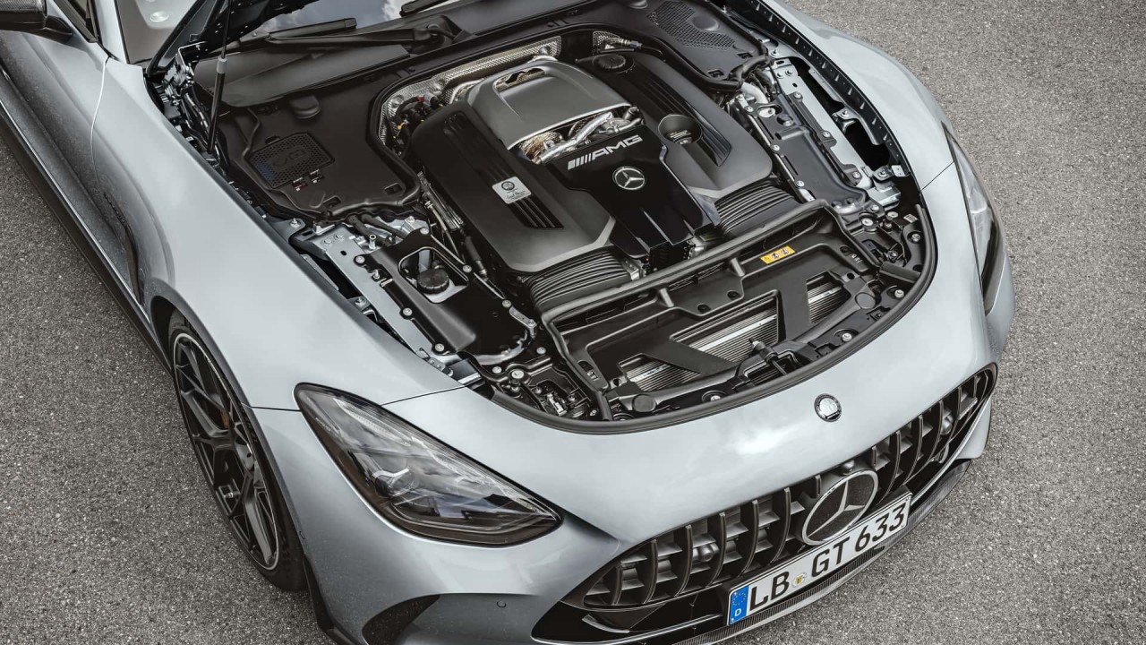 Mercedes-AMG GT thế hệ thứ hai ra mắt, hai tùy chọn động cơ mạnh 469-577 mã lực