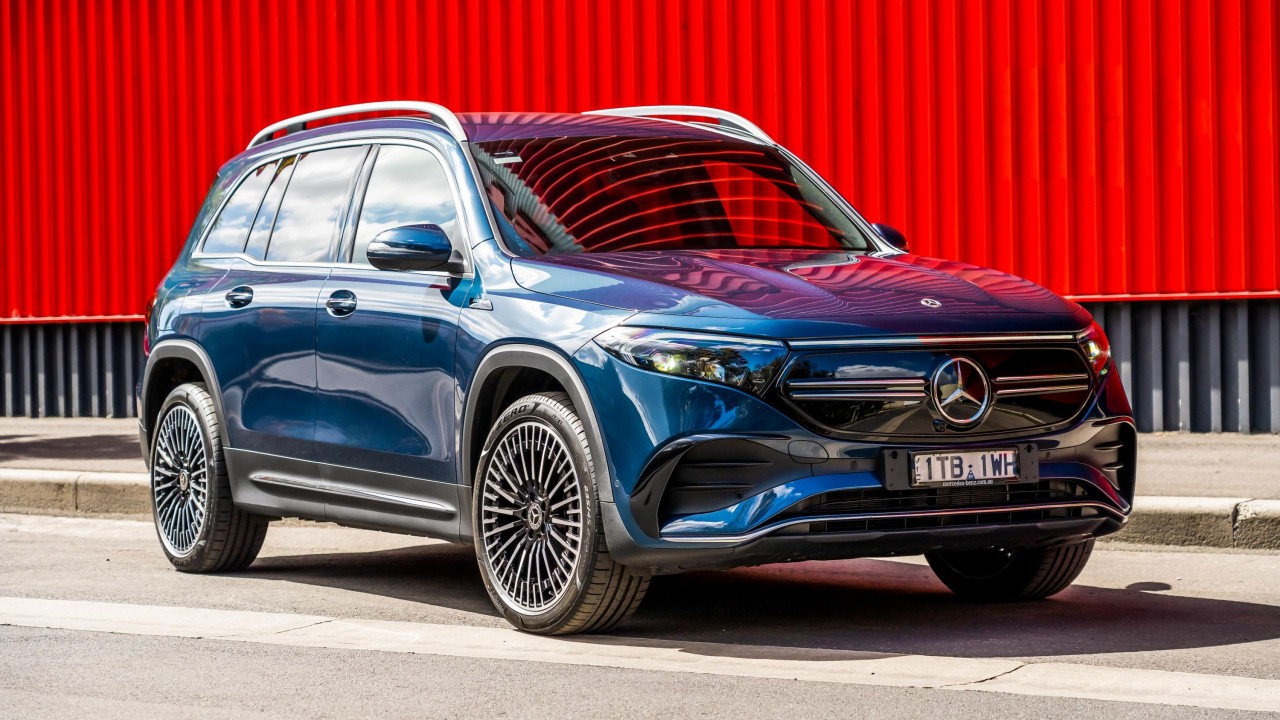 Mercedes-Benz Việt Nam công bố giá bán 3 xe điện mới Mercedes-Benz Việt Nam công bố giá bán 3 xe điện mới